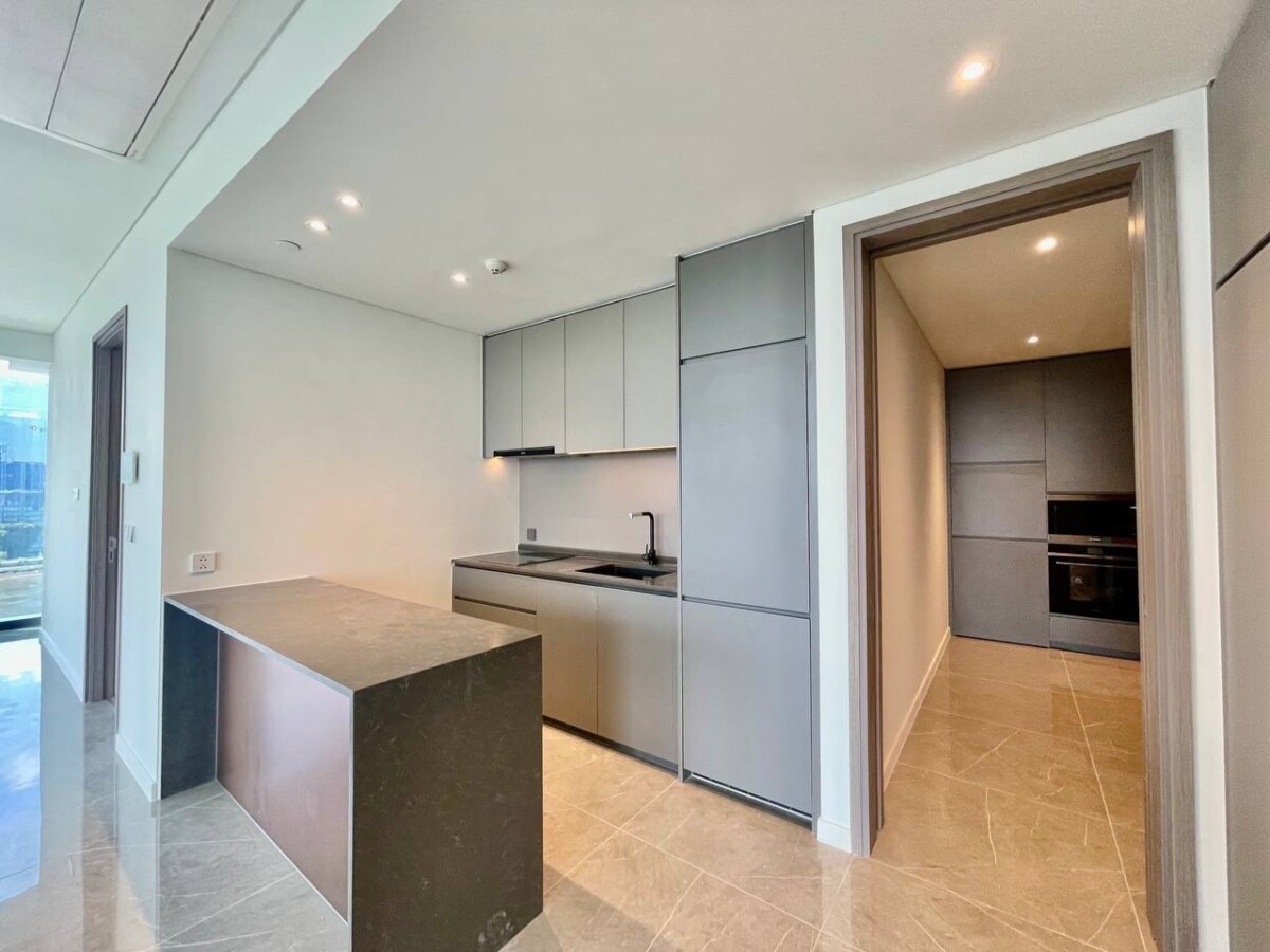 4-BEDROOM APARTMENT FOR SALE AT THE OPERA 180M2 DIRECT VIEW OF DISTRICT 1 RIVER, PRICE 73.5 BILLION VND BY OWNER