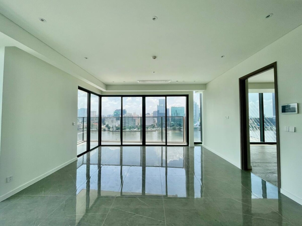 4-BEDROOM APARTMENT FOR SALE AT THE OPERA 180M2 DIRECT VIEW OF DISTRICT 1 RIVER, PRICE 73.5 BILLION VND BY OWNER